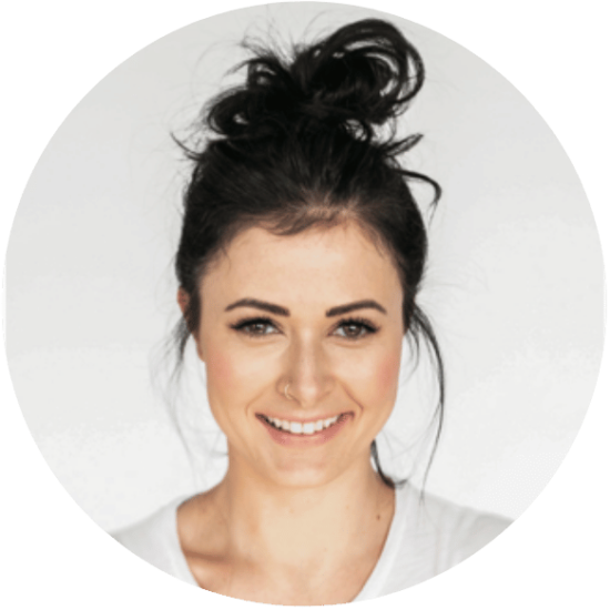 Eleni Dimitriou - Yoga-Lehrerin & Wellness-Enthusiastin